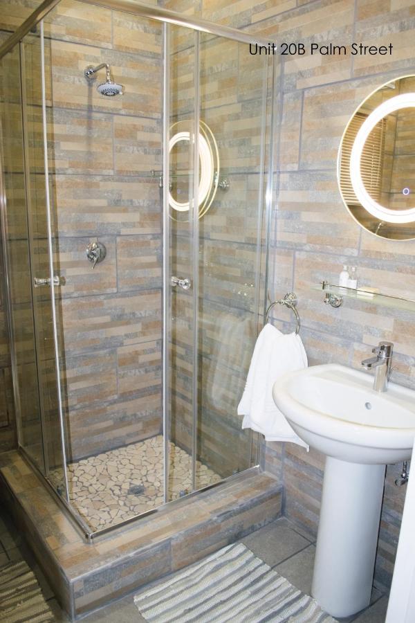 Bateleur Self Catering Cc Apartment Уиндхоек Екстериор снимка